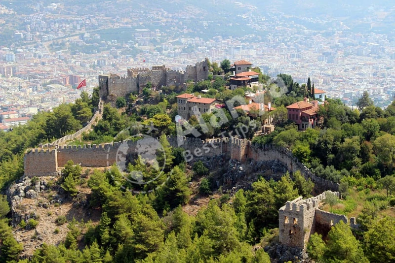 Alanya Castle: The Enchanting Intersection of History and Nature