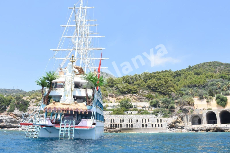 Alanya's Most Luxurious Boat Tour - Harem Maldivler - 8