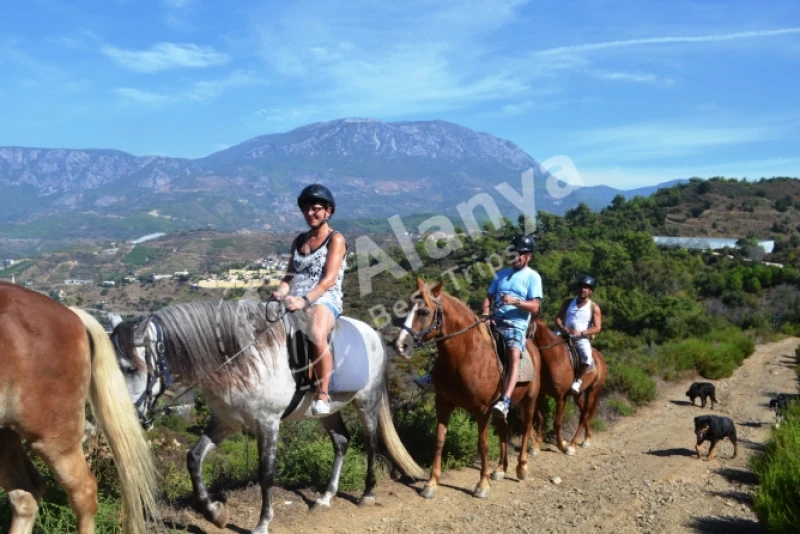 Türkler Alanya Reit-Tour: Entdecken Sie die Bedeutung und Geschichte der Reitkunst in der Türkischen Kultur - 11